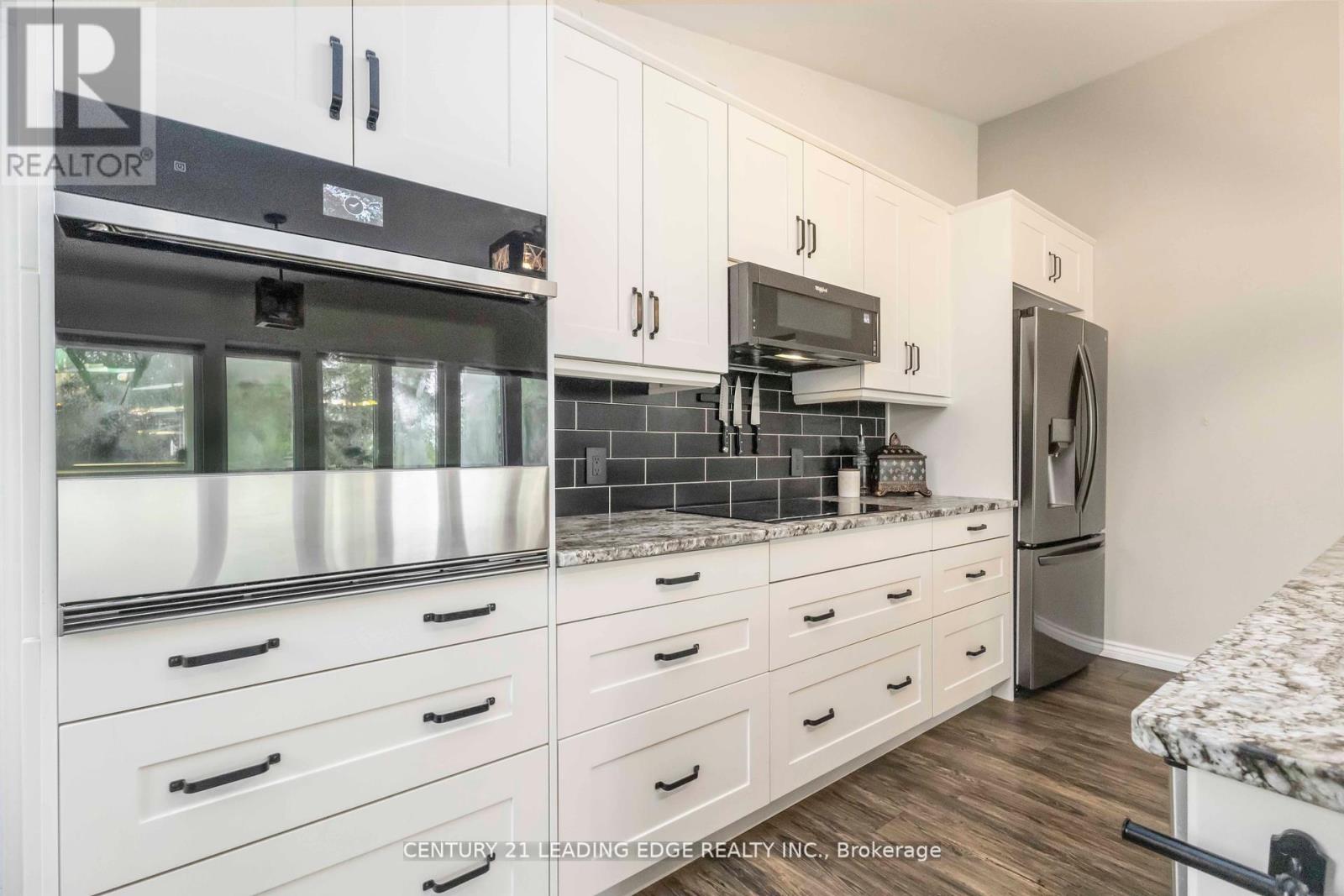 164 Snug Harbour Road, Kawartha Lakes, Ontario  K9V 4R6 - Photo 16 - X12380212
