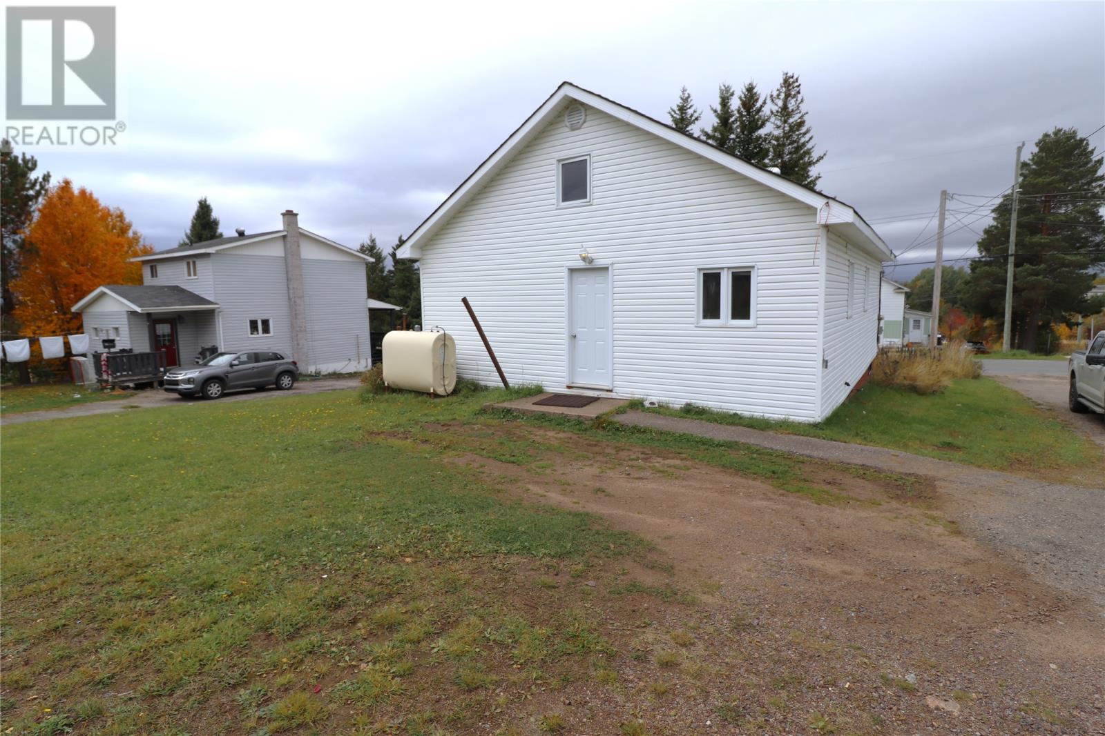 22 Garden Road, Deer Lake, Newfoundland & Labrador  A8A 1K6 - Photo 2 - 1291383