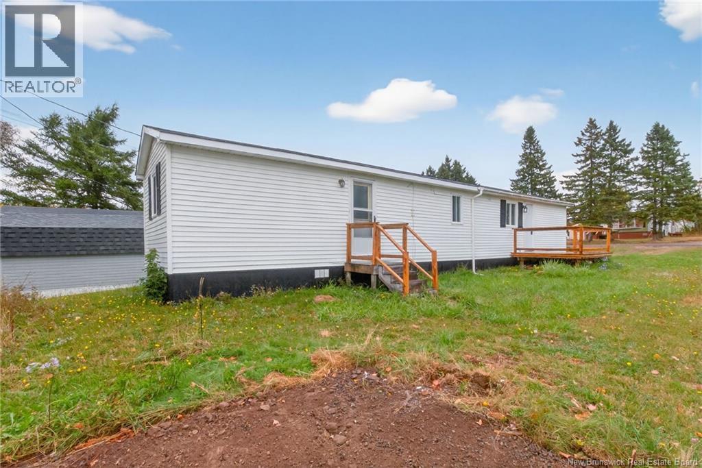 44 Dupuis, Lakeville, New Brunswick  E1H 1E2 - Photo 3 - NB128266