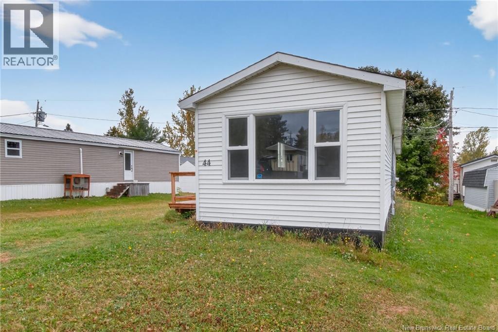 44 Dupuis, Lakeville, New Brunswick  E1H 1E2 - Photo 4 - NB128266