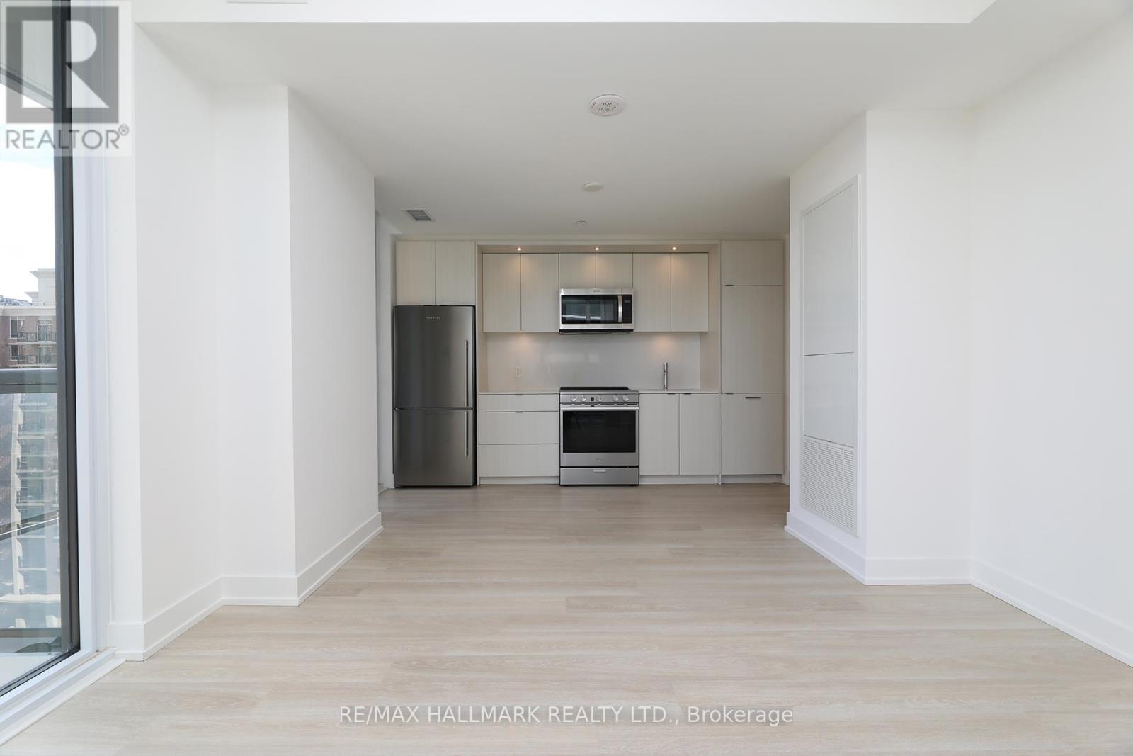 1037 - 20 Inn On The Park Drive, Toronto, Ontario  M3C 0P8 - Photo 11 - C12453422