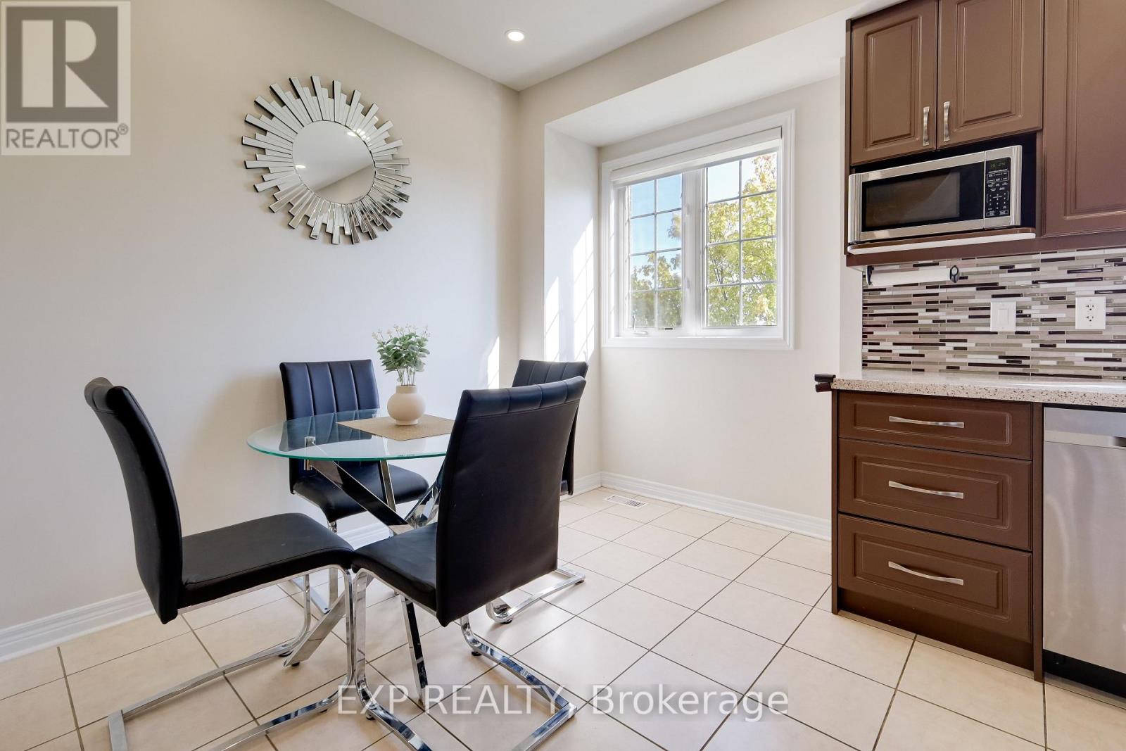 29 Annable Lane, Ajax (South East), Ontario  L1S 7S6 - Photo 7 - E12453434