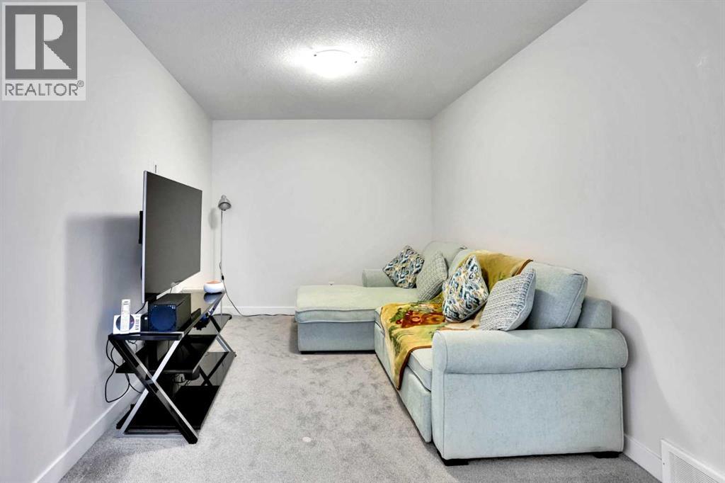 1457 Bayview Point Sw, Airdrie, Alberta  T4B 5K2 - Photo 26 - A2247408