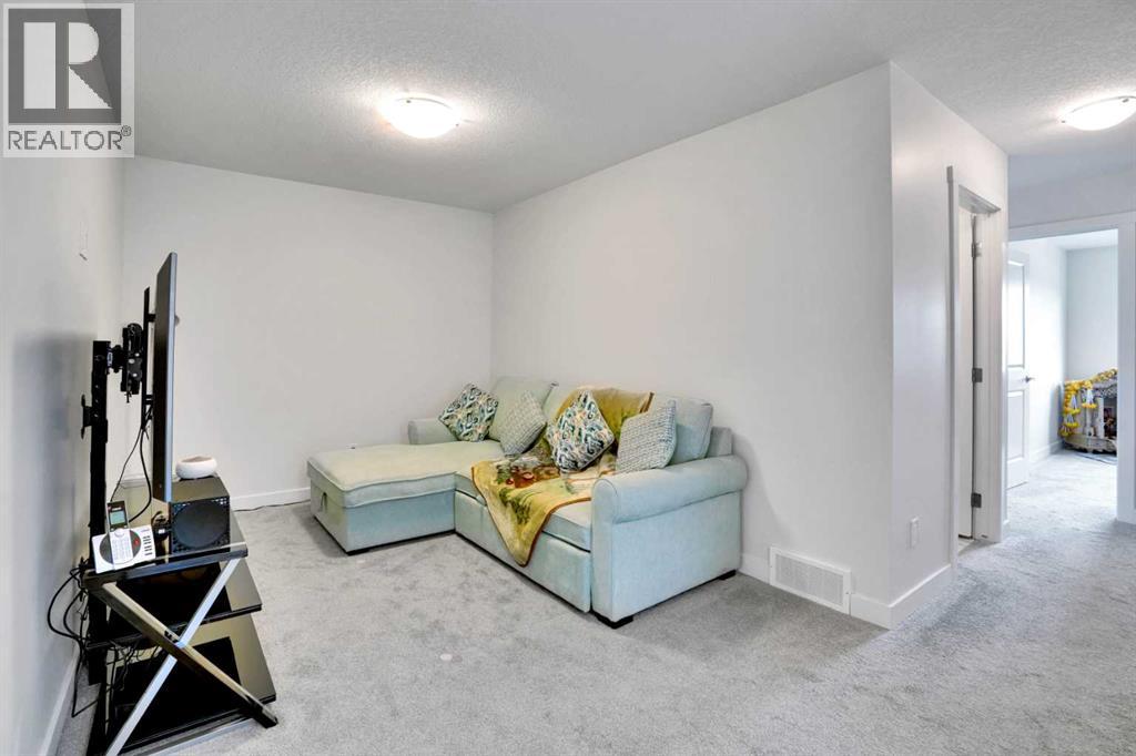 1457 Bayview Point Sw, Airdrie, Alberta  T4B 5K2 - Photo 25 - A2247408