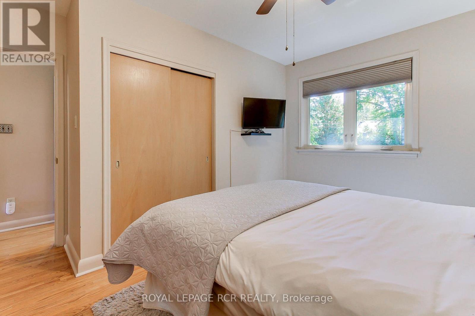 130 Park Avenue, Newmarket, Ontario  L3Y 1T8 - Photo 24 - N12453446