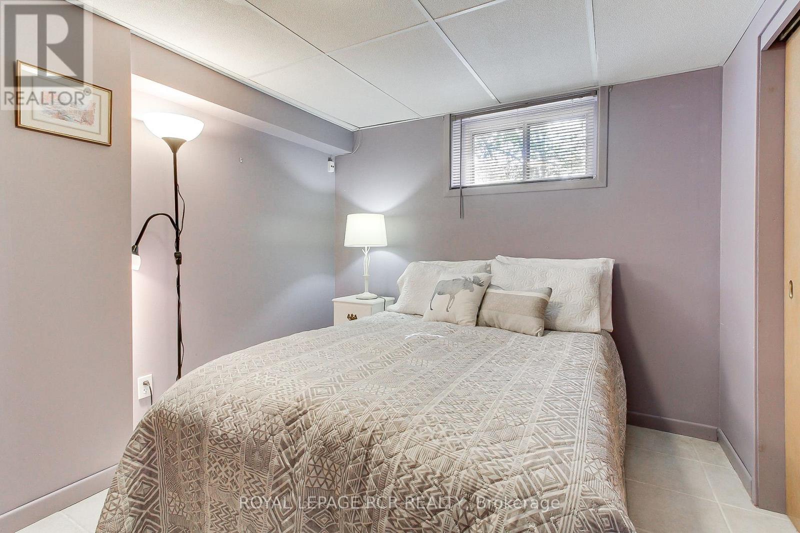 130 Park Avenue, Newmarket, Ontario  L3Y 1T8 - Photo 34 - N12453446