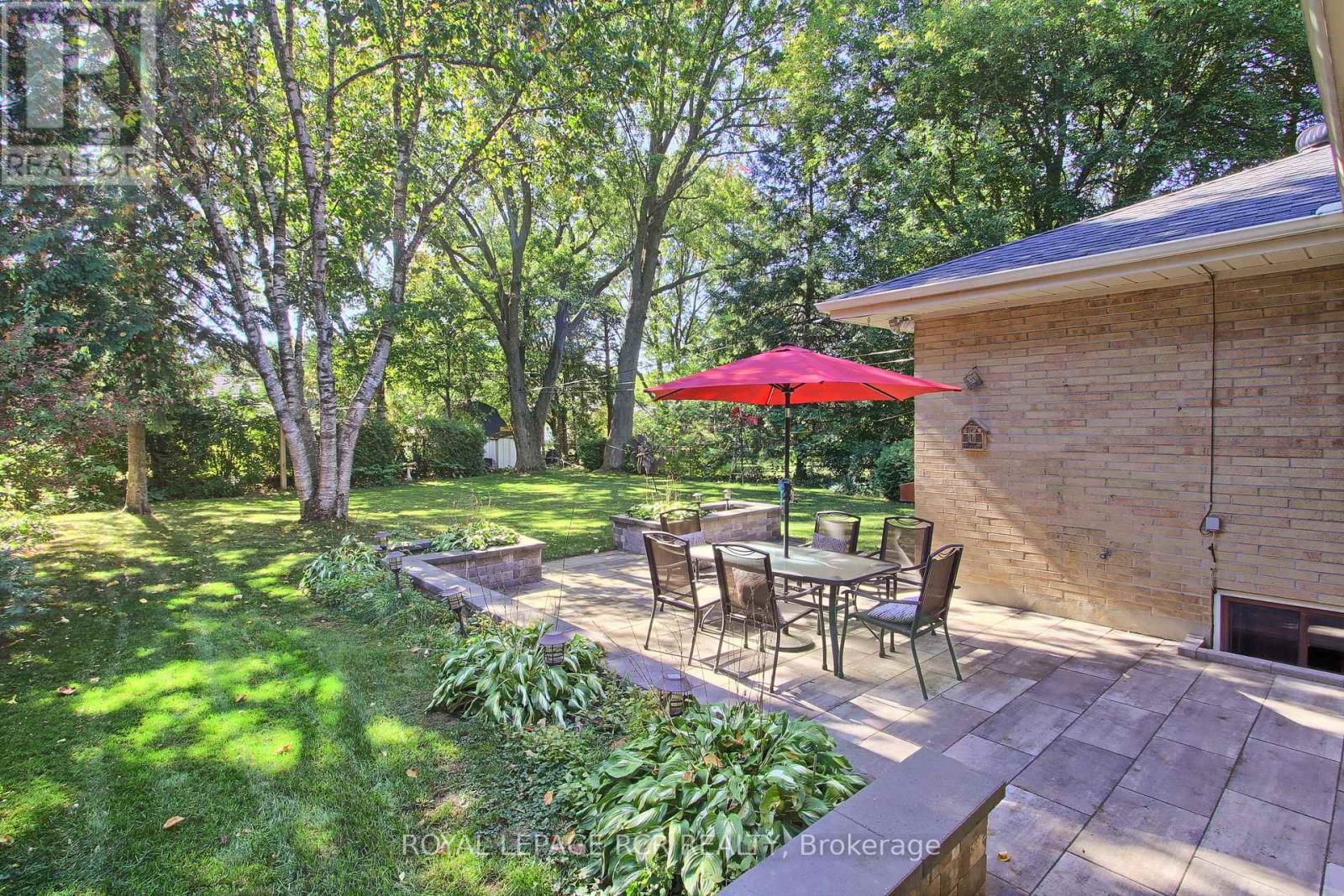 130 Park Avenue, Newmarket, Ontario  L3Y 1T8 - Photo 38 - N12453446