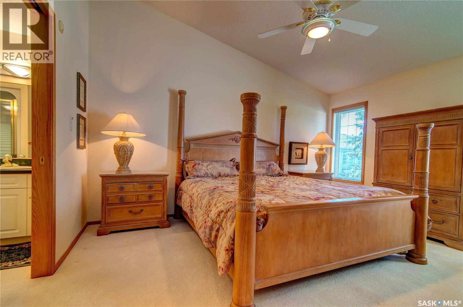 3235 Renfrew Crescent E, Regina, Saskatchewan  S4V 2W6 - Photo 20 - SK020460