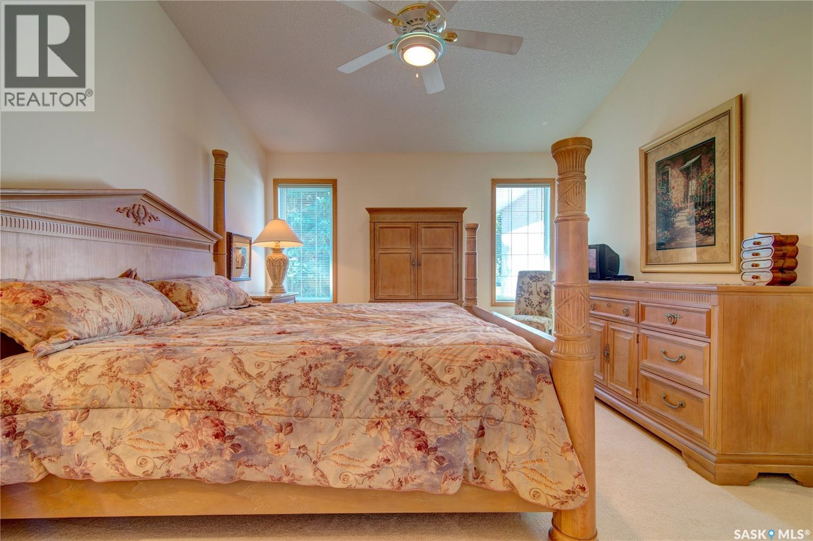 3235 Renfrew Crescent E, Regina, Saskatchewan  S4V 2W6 - Photo 21 - SK020460