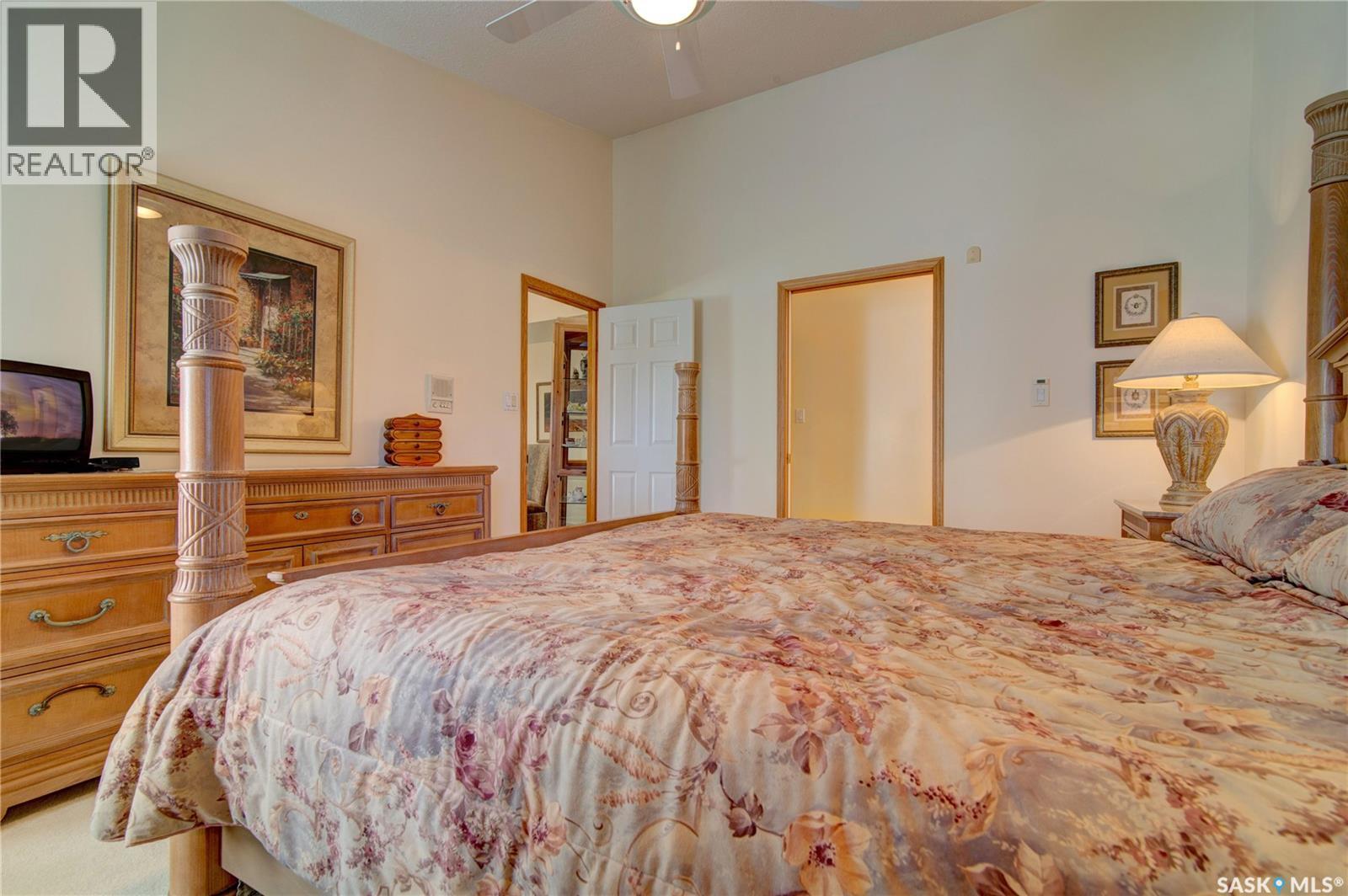3235 Renfrew Crescent E, Regina, Saskatchewan  S4V 2W6 - Photo 22 - SK020460