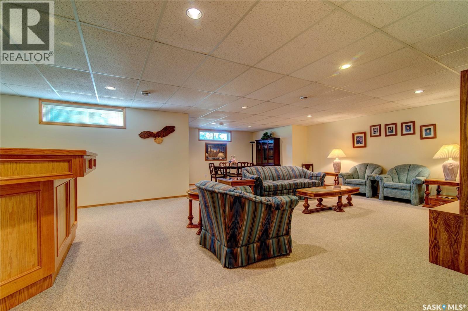 3235 Renfrew Crescent E, Regina, Saskatchewan  S4V 2W6 - Photo 26 - SK020460