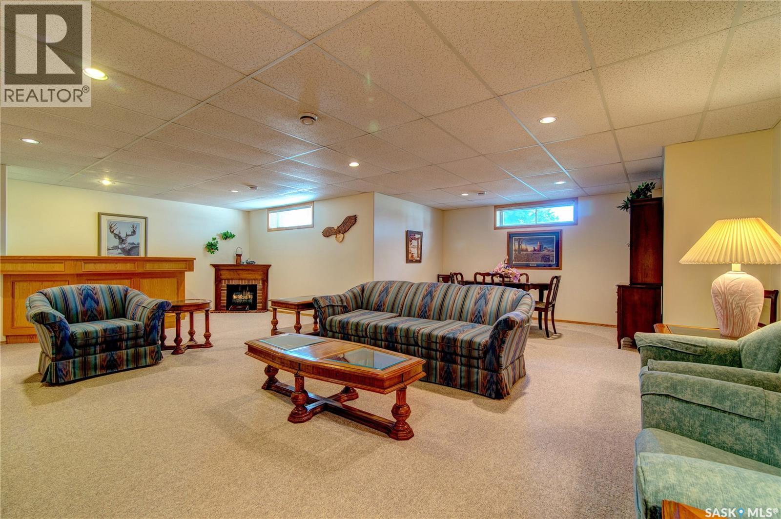 3235 Renfrew Crescent E, Regina, Saskatchewan  S4V 2W6 - Photo 28 - SK020460