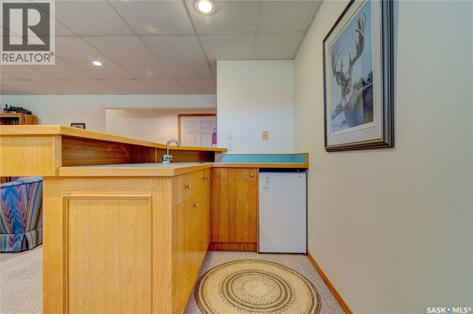 3235 Renfrew Crescent E, Regina, Saskatchewan  S4V 2W6 - Photo 31 - SK020460