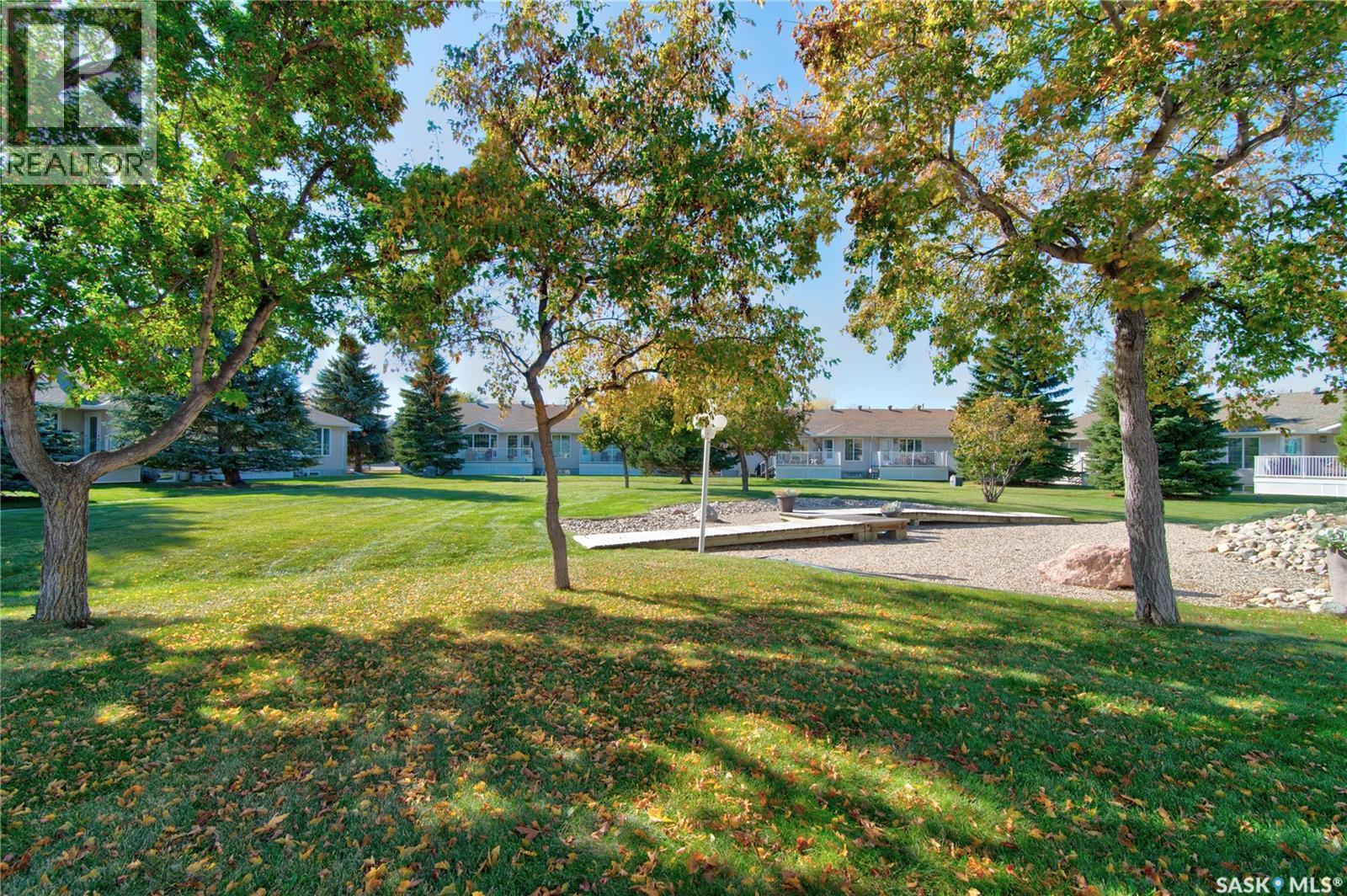 3235 Renfrew Crescent E, Regina, Saskatchewan  S4V 2W6 - Photo 46 - SK020460