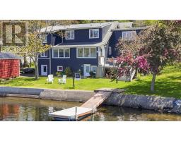395 Waverley Road, Dartmouth, Ca