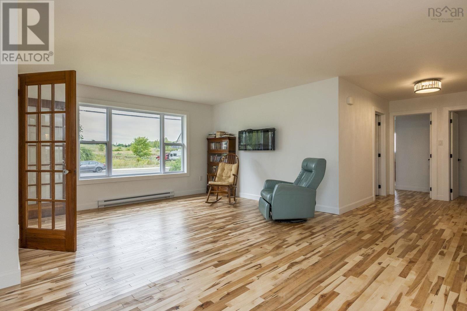 525 College Road, Windsor, Nova Scotia  B0N 2T0 - Photo 12 - 202523182