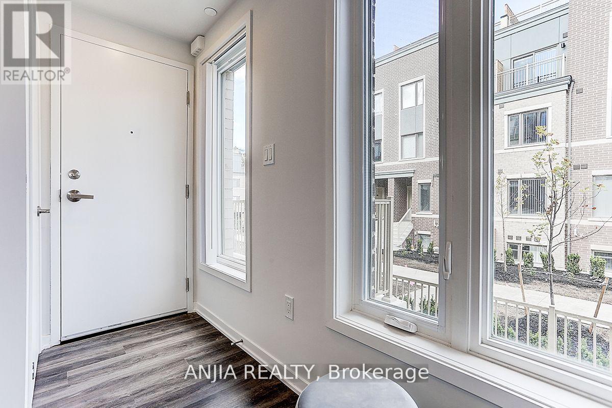 50 - 5 William Jackson Way S, Toronto (New Toronto), Ontario  M8V 0J7 - Photo 2 - W12453426