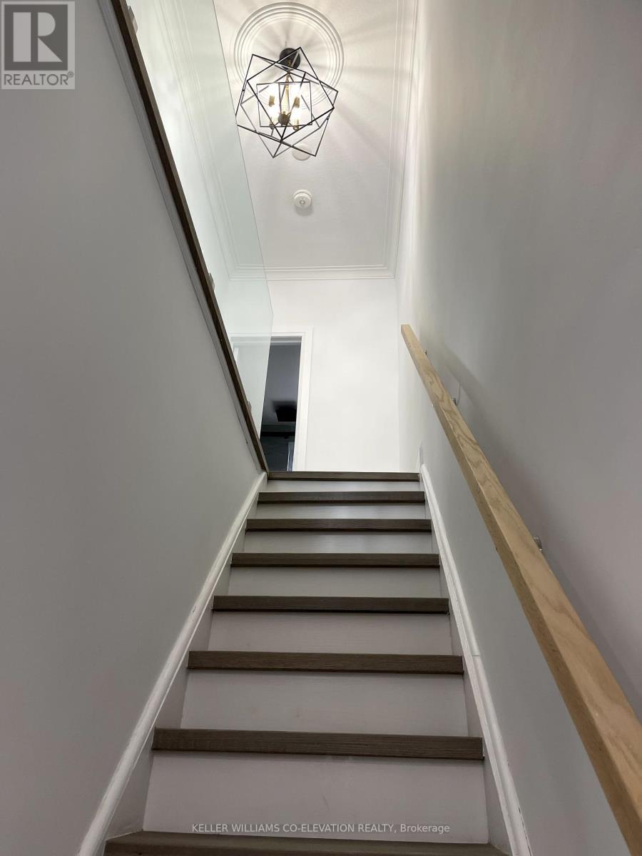 80 Beaver Avenue S, Toronto (Dovercourt-Wallace Emerson-Junction), Ontario  M6H 2G2 - Photo 9 - W12453427