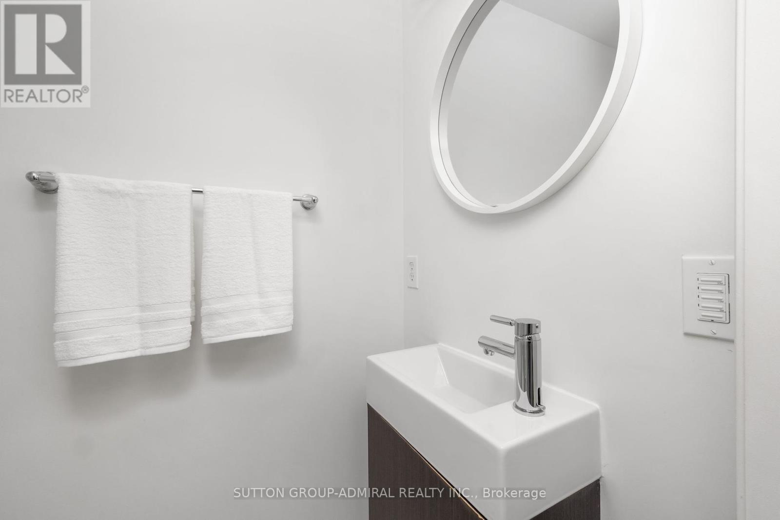 14 - 125 Long Branch Avenue, Toronto, Ontario  M8W 0A9 - Photo 14 - W12453445