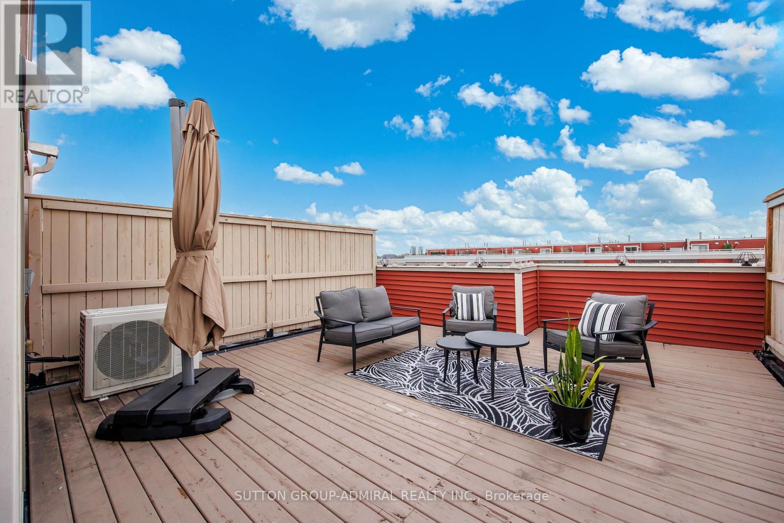 14 - 125 Long Branch Avenue, Toronto, Ontario  M8W 0A9 - Photo 27 - W12453445