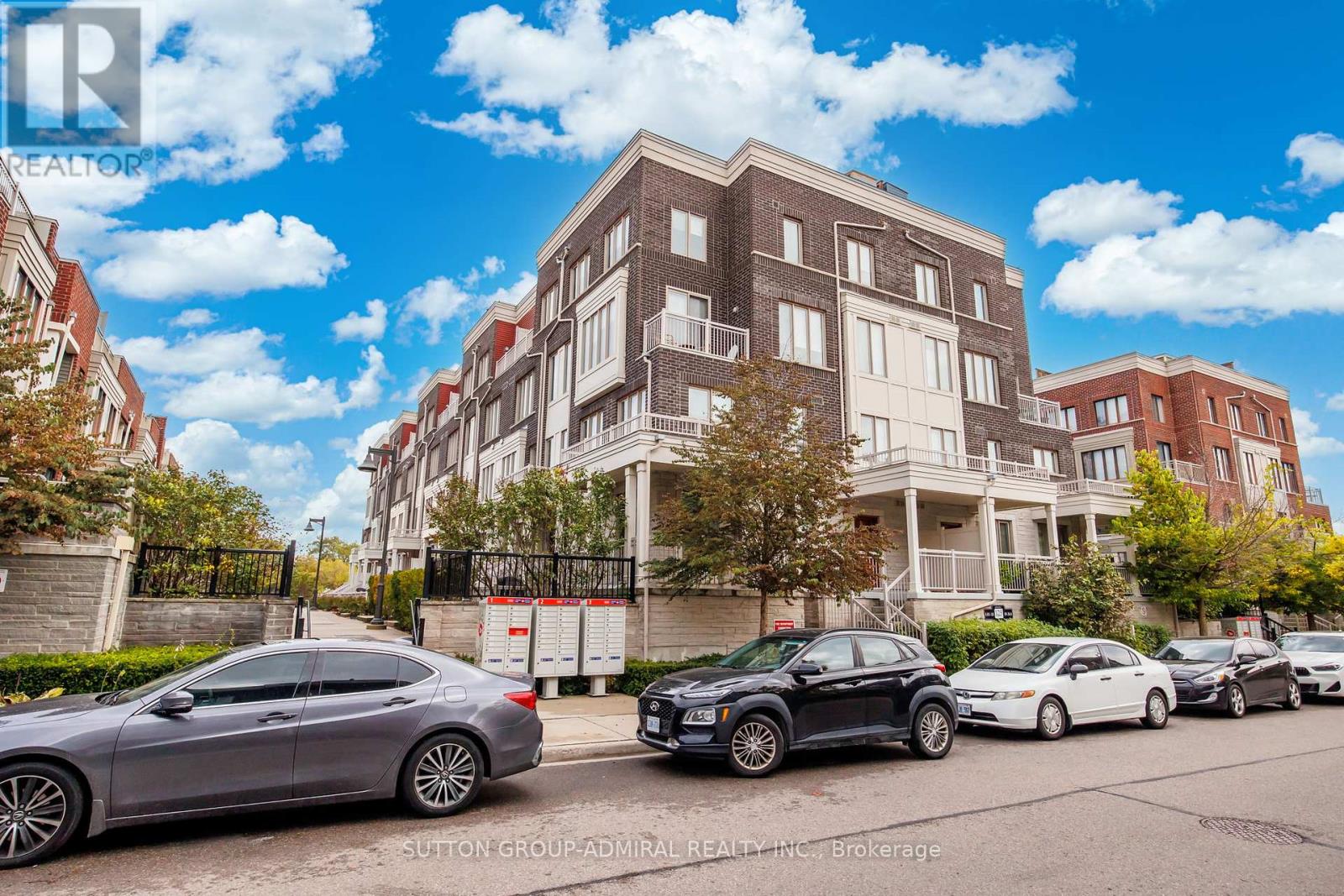 14 - 125 Long Branch Avenue, Toronto, Ontario  M8W 0A9 - Photo 33 - W12453445