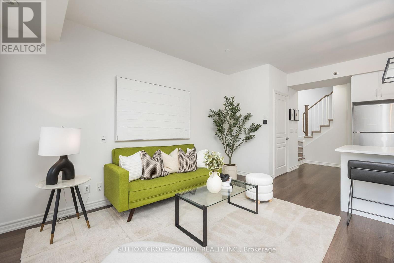 14 - 125 Long Branch Avenue, Toronto, Ontario  M8W 0A9 - Photo 6 - W12453445