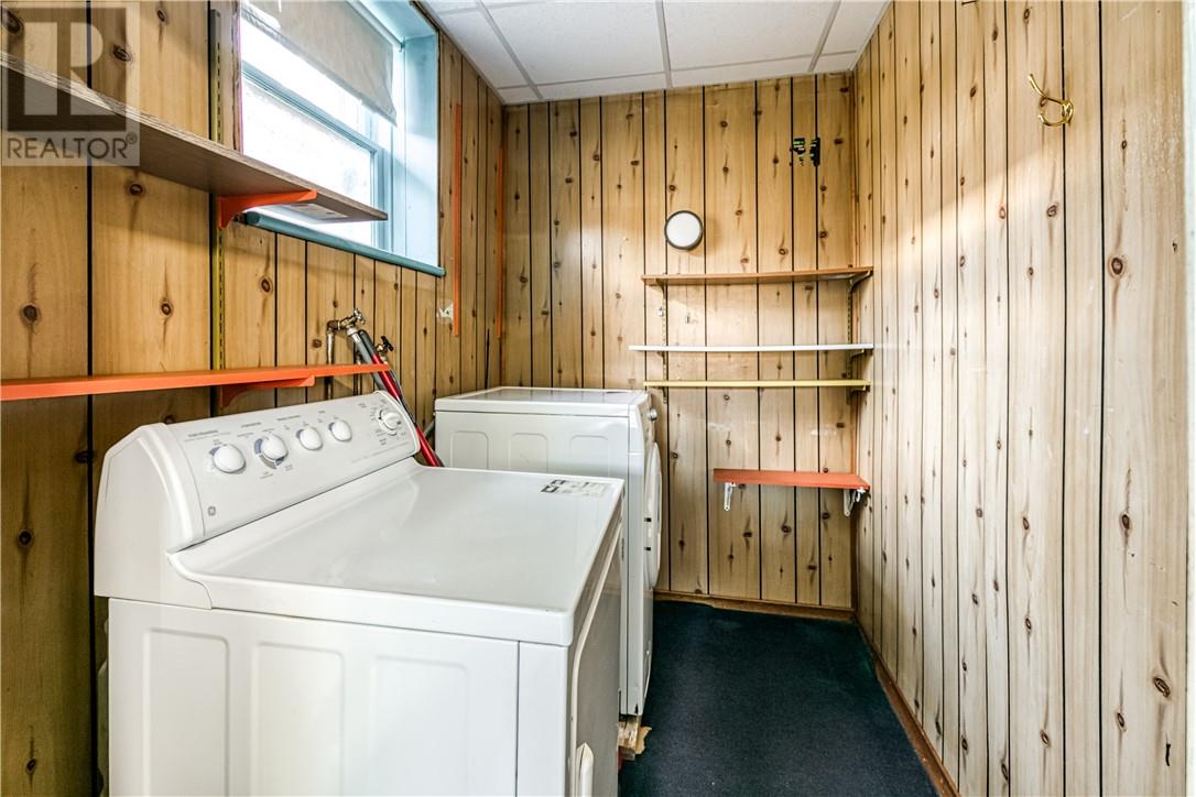 2 Orford, Copper Cliff, Ontario  P0M 1N0 - Photo 35 - 2125133