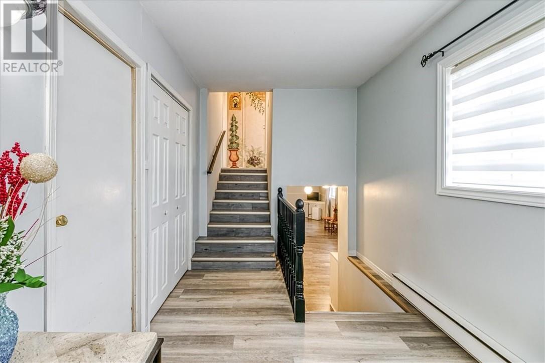 43 Laurier Street E, Azilda, Ontario  P0M 1B0 - Photo 4 - 2125119
