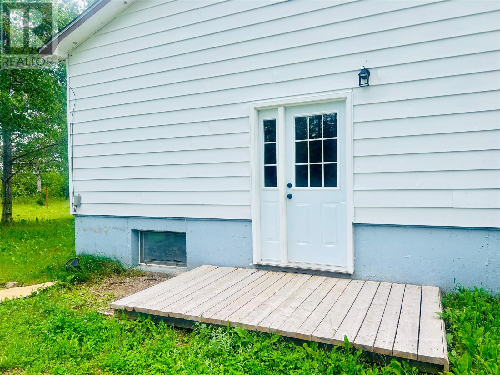 5 Burnt Berry Farm Road, Springdale, Newfoundland & Labrador   - Photo 3 - 1289102