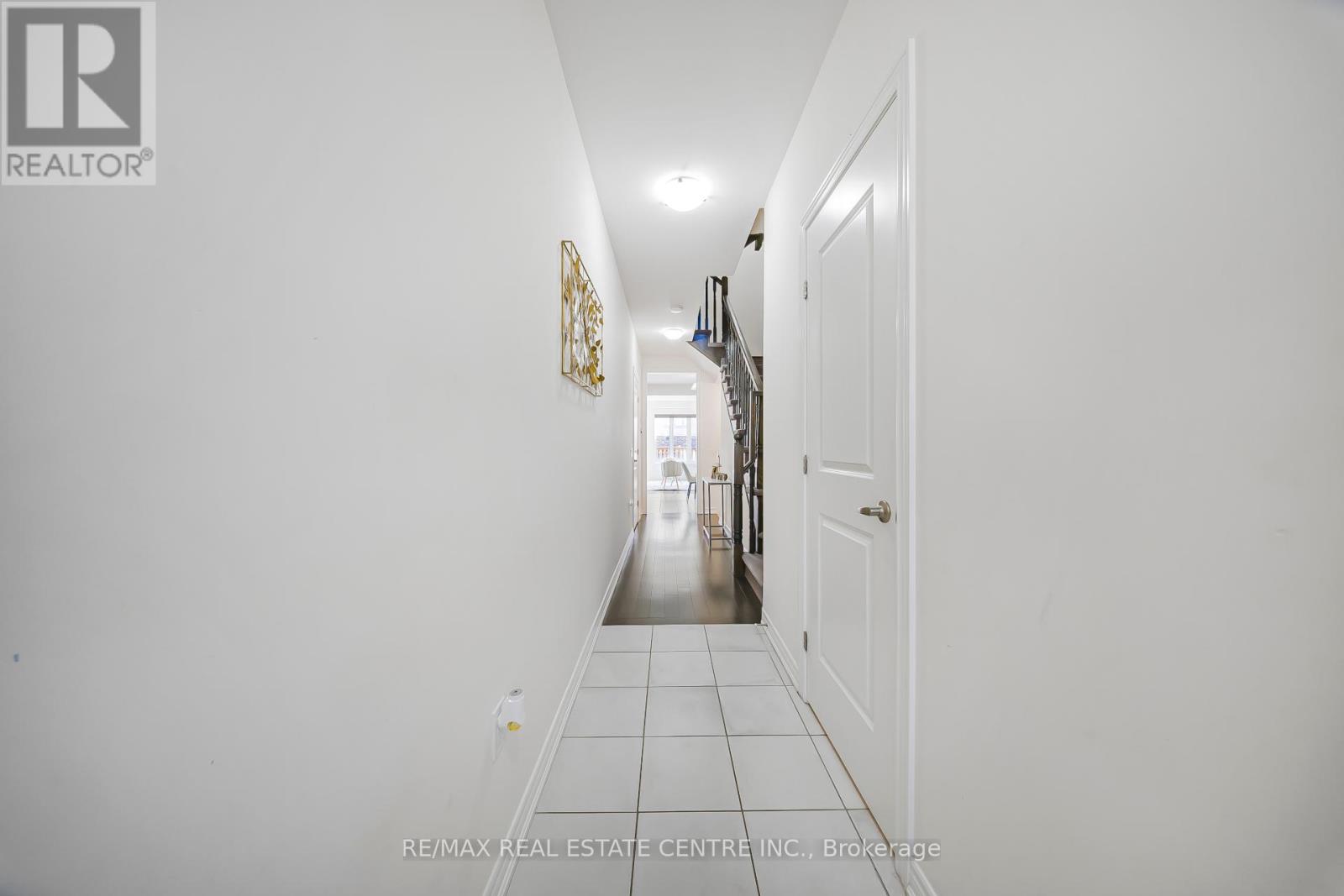 18 Talence Drive, Hamilton (Stoney Creek Mountain), Ontario  L8J 0L2 - Photo 15 - X12453431