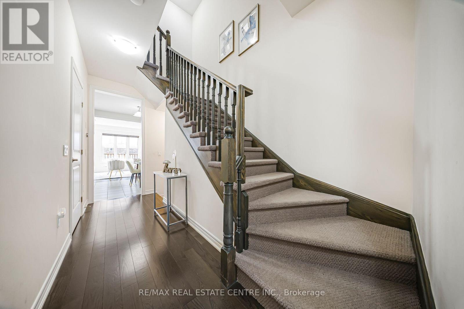 18 Talence Drive, Hamilton (Stoney Creek Mountain), Ontario  L8J 0L2 - Photo 17 - X12453431