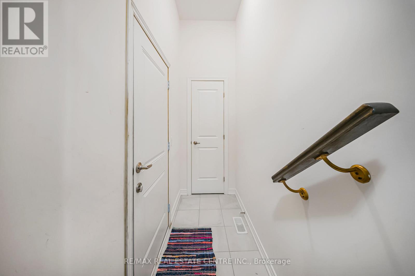 18 Talence Drive, Hamilton (Stoney Creek Mountain), Ontario  L8J 0L2 - Photo 19 - X12453431