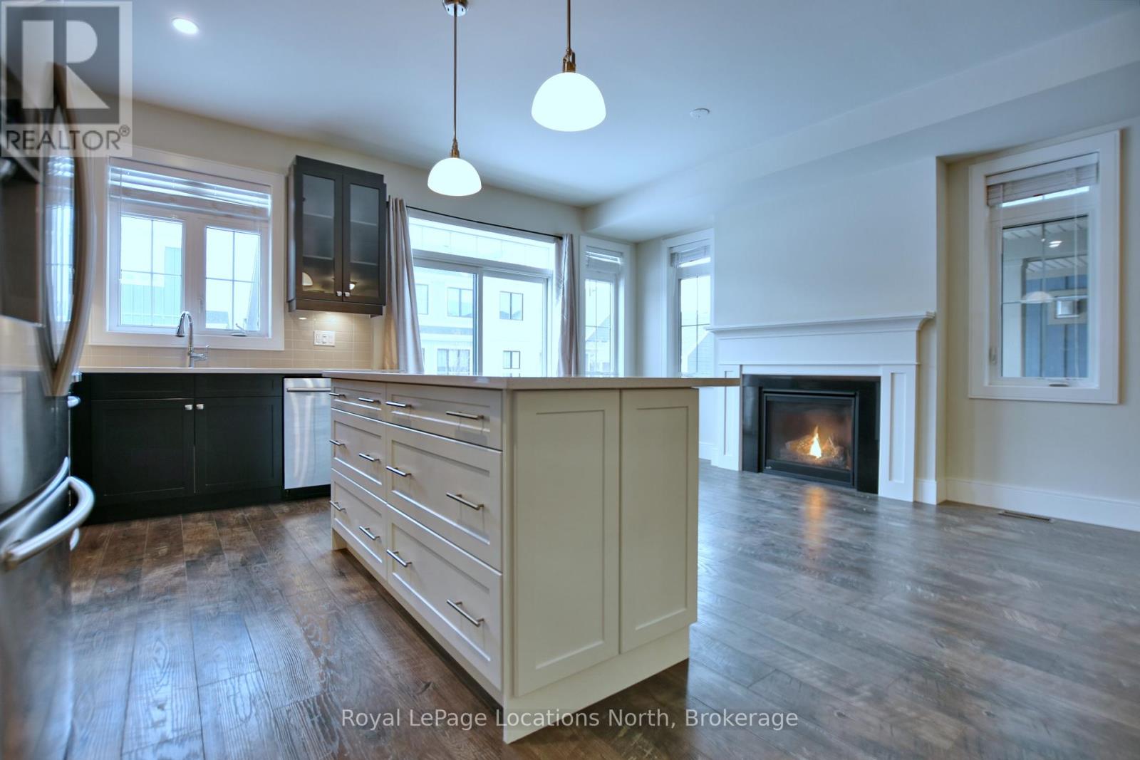 185 Yellow Birch Crescent, Blue Mountains, Ontario  L9Y 0Z3 - Photo 12 - X12453457