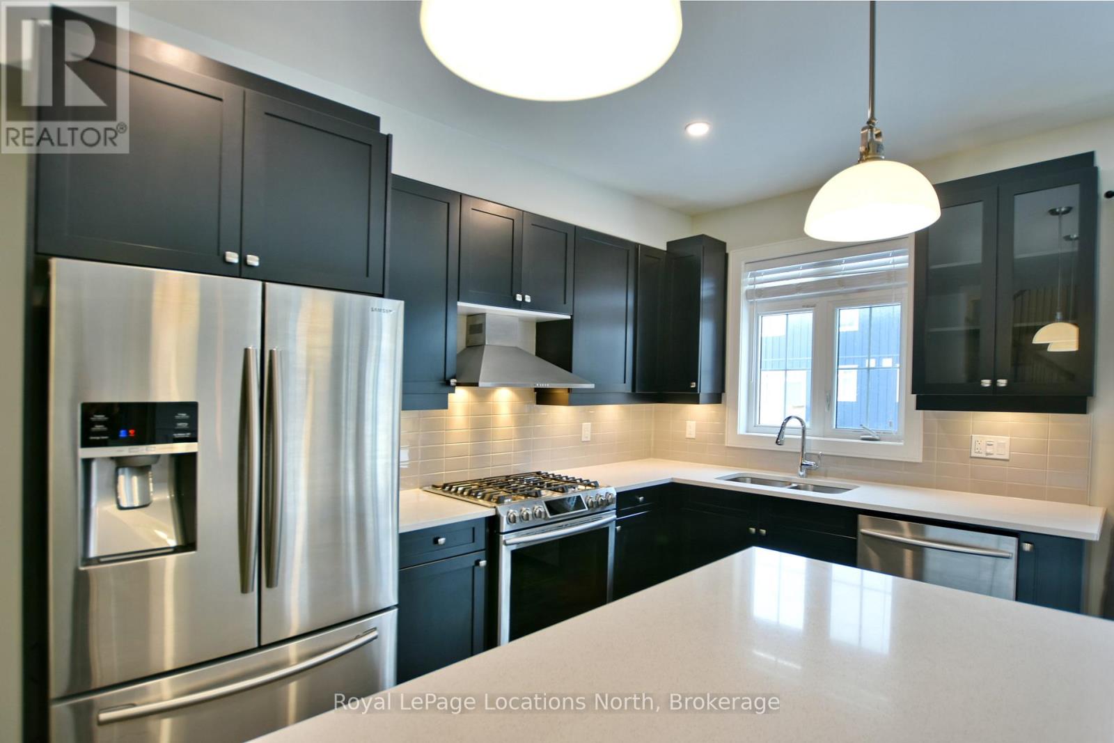 185 Yellow Birch Crescent, Blue Mountains, Ontario  L9Y 0Z3 - Photo 13 - X12453457