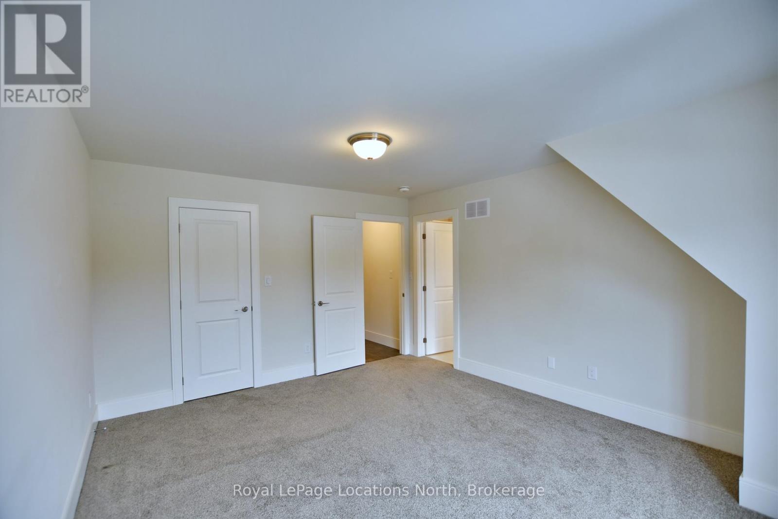 185 Yellow Birch Crescent, Blue Mountains, Ontario  L9Y 0Z3 - Photo 16 - X12453457