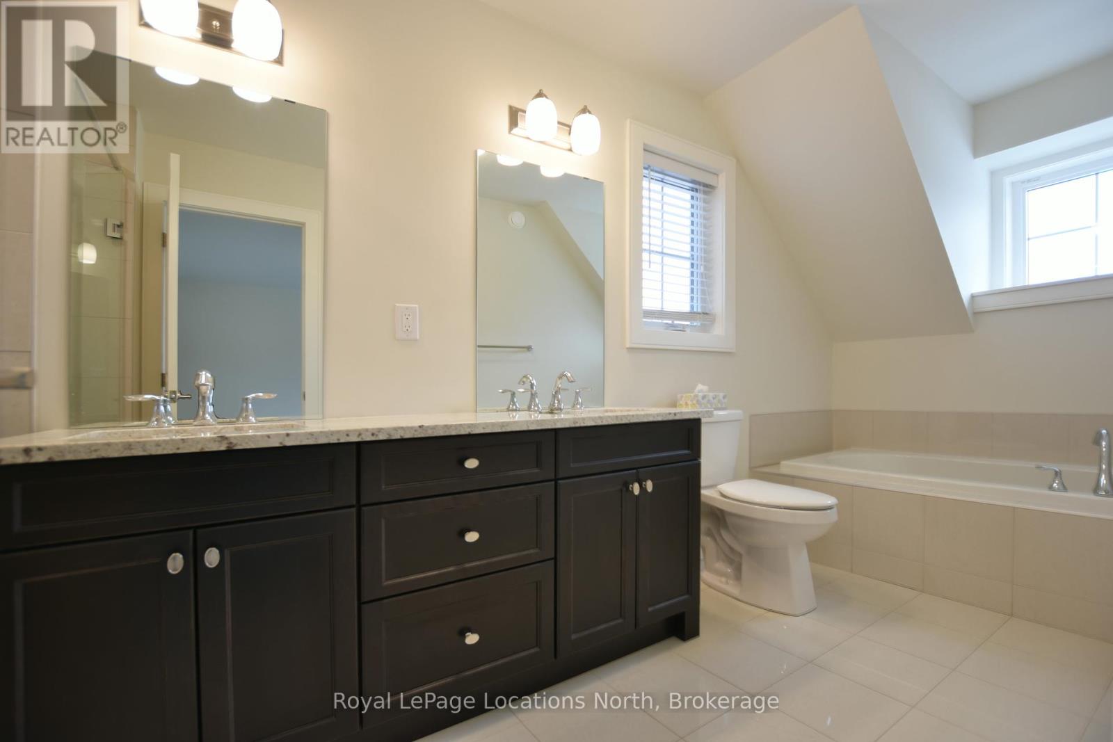 185 Yellow Birch Crescent, Blue Mountains, Ontario  L9Y 0Z3 - Photo 18 - X12453457