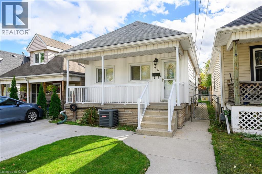 74 Frederick Avenue, Hamilton, Ontario  L8H 4K6 - Photo 2 - 40774541