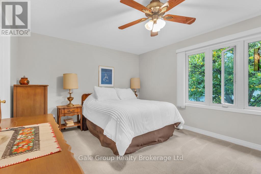 37 Crow Crescent, Woodstock, Ontario  N4T 1S6 - Photo 10 - X12453523