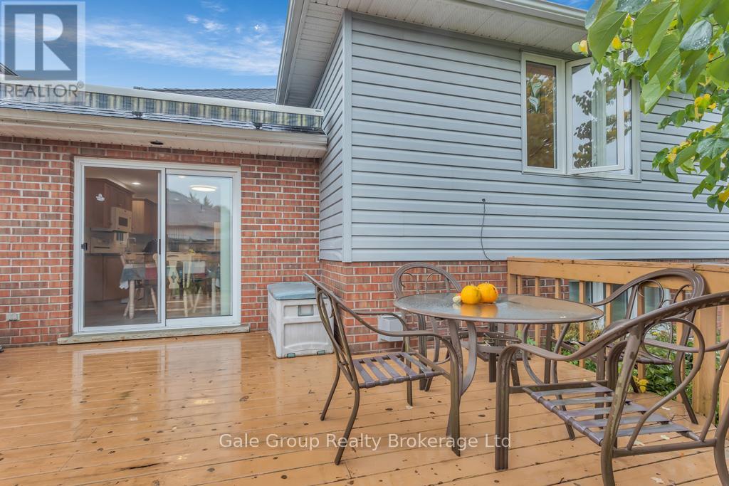 37 Crow Crescent, Woodstock, Ontario  N4T 1S6 - Photo 22 - X12453523