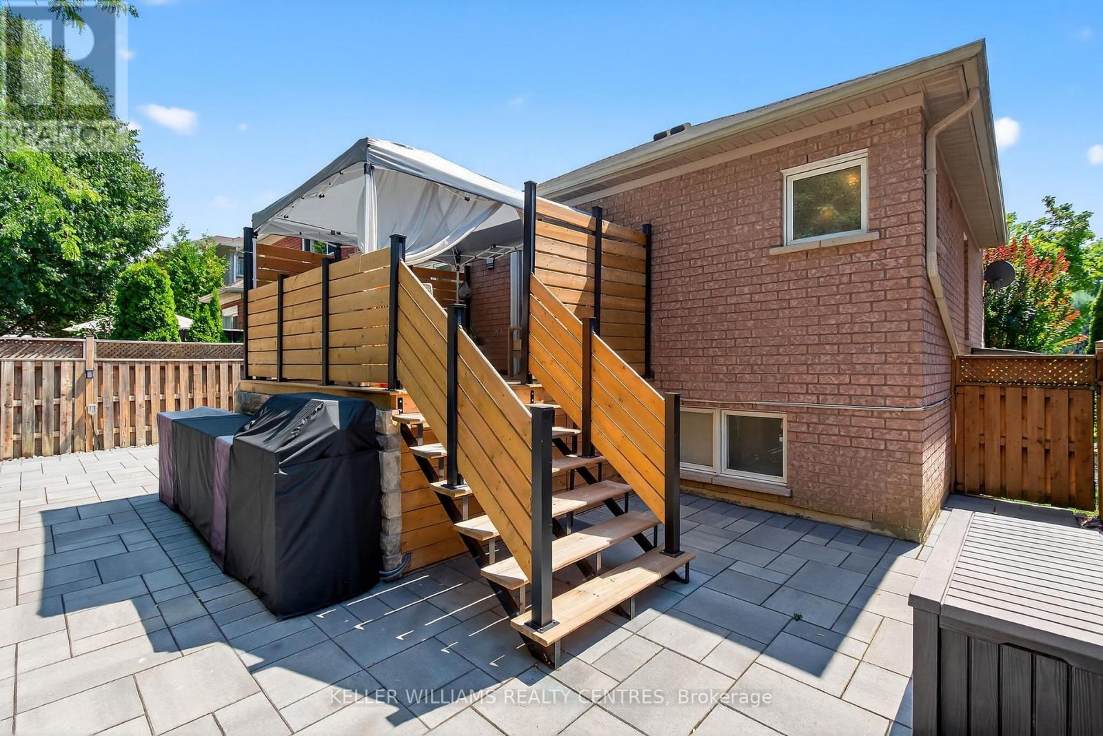 165 Clearmeadow Boulevard, Newmarket, Ontario  L3X 2E4 - Photo 38 - N12453455
