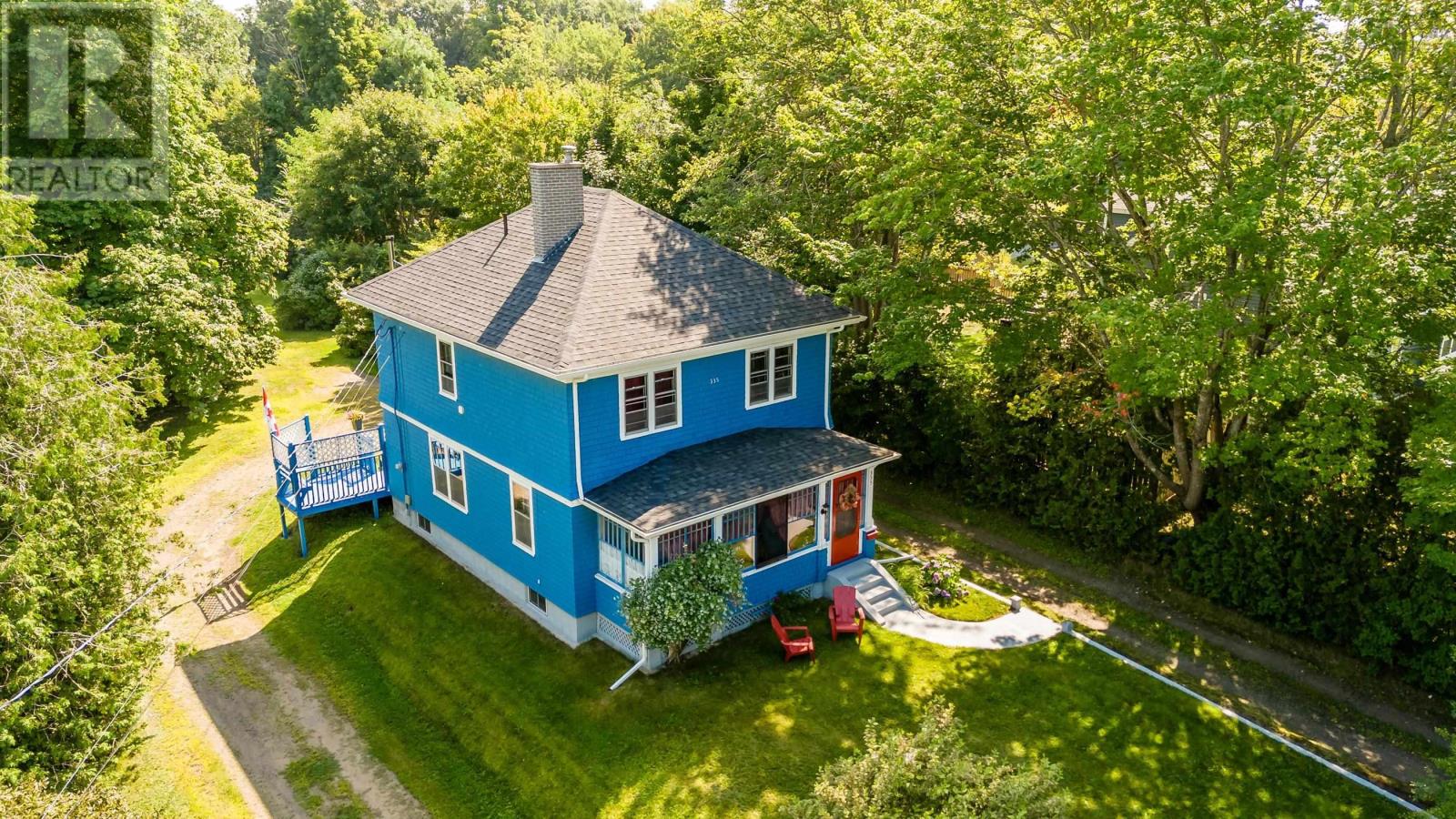 335 Bridge Street, Kentville, Nova Scotia  B4N 2G6 - Photo 2 - 202525483