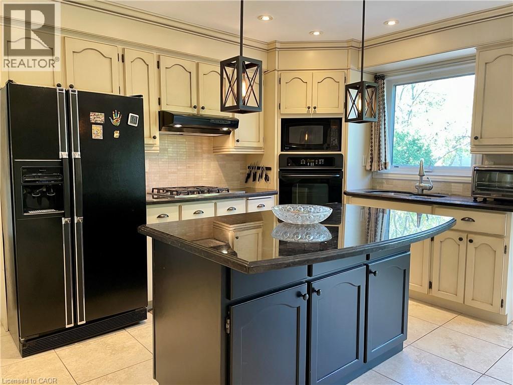 651 Deervalley Road, Ancaster, Ontario  L9G 4C9 - Photo 10 - 40777492