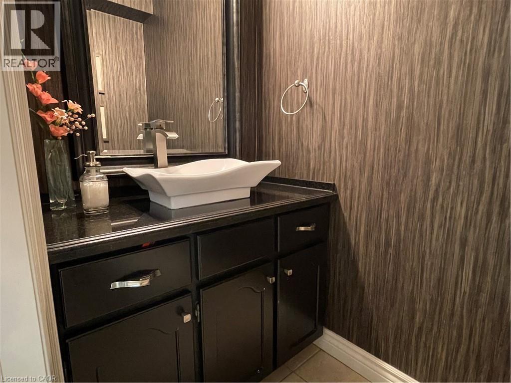 651 Deervalley Road, Ancaster, Ontario  L9G 4C9 - Photo 17 - 40777492