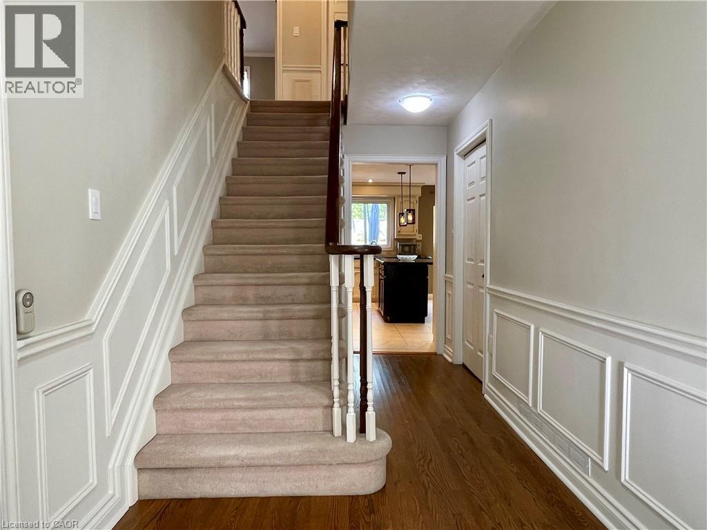 651 Deervalley Road, Ancaster, Ontario  L9G 4C9 - Photo 3 - 40777492