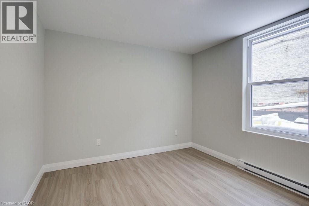 421 Dundas Street, Woodstock, Ontario  N4S 1B8 - Photo 22 - 40776523