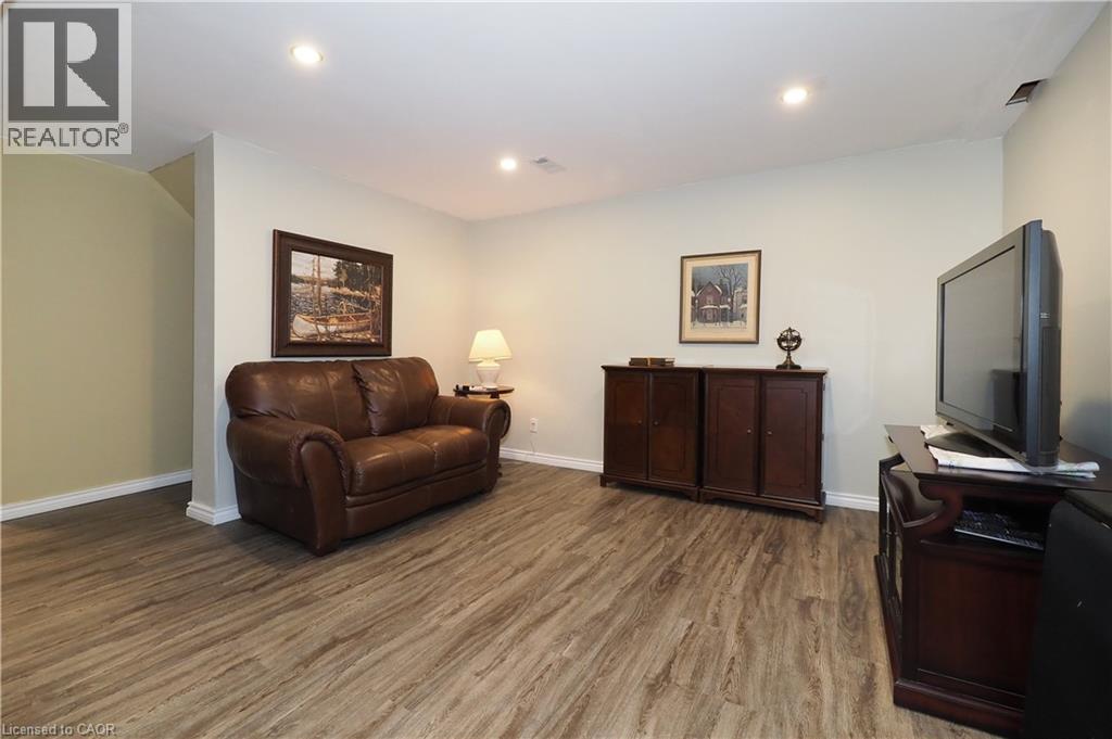 55 Dalton Drive, Cambridge, Ontario  N3C 0E8 - Photo 38 - 40775006