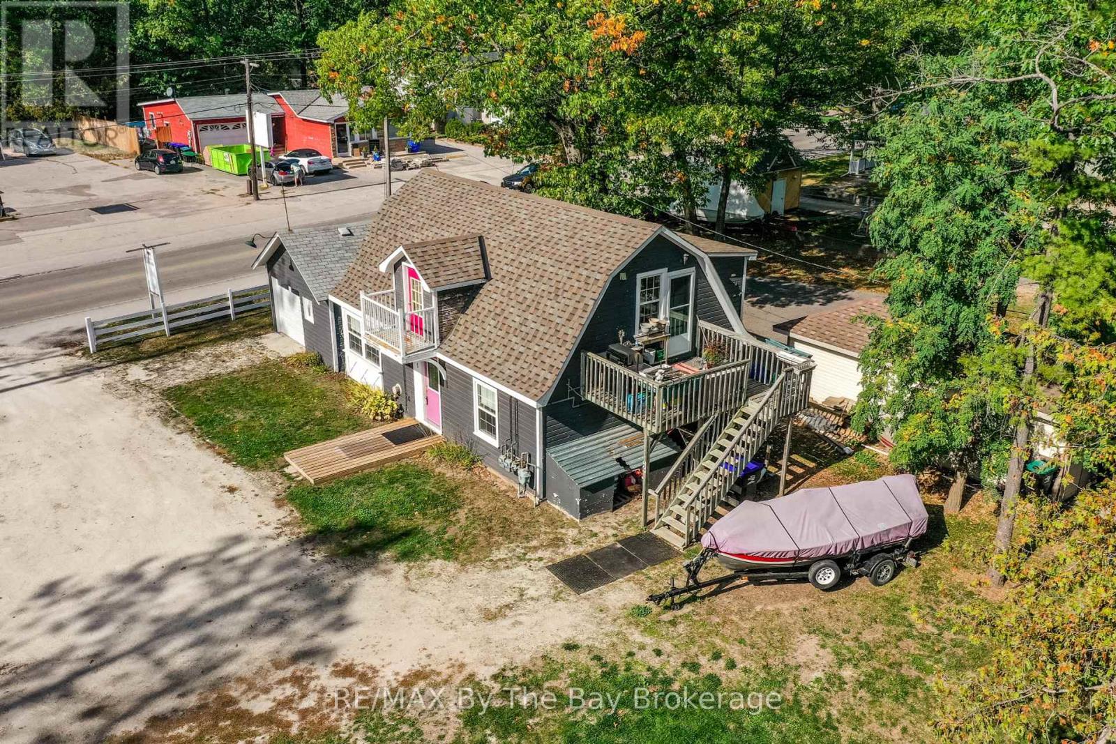 1067 Mosley Street, Wasaga Beach, Ontario  L9Z 2G7 - Photo 43 - S12453479