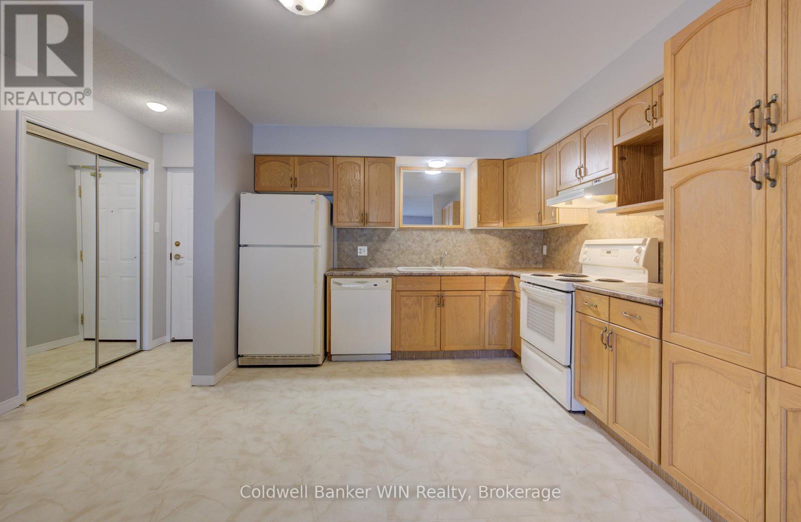 302 - 440 Durham Street W, Wellington North, Ontario  N0G 2L2 - Photo 4 - X12453533