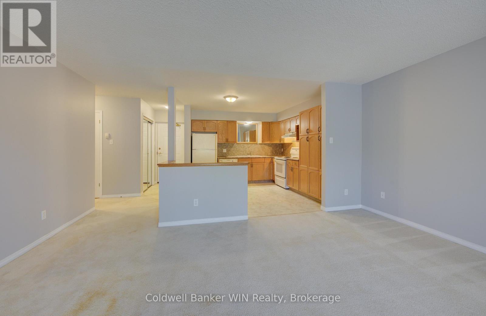 302 - 440 Durham Street W, Wellington North, Ontario  N0G 2L2 - Photo 6 - X12453533