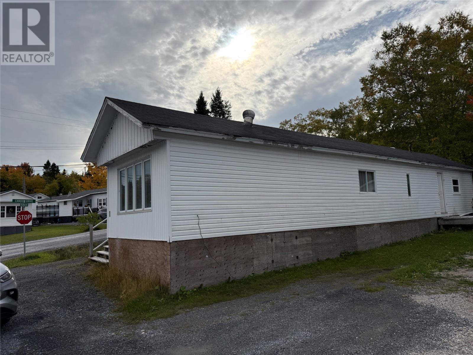 1 Ridgewood Avenue, Corner Brook, Newfoundland & Labrador  A2H 6L7 - Photo 12 - 1291261